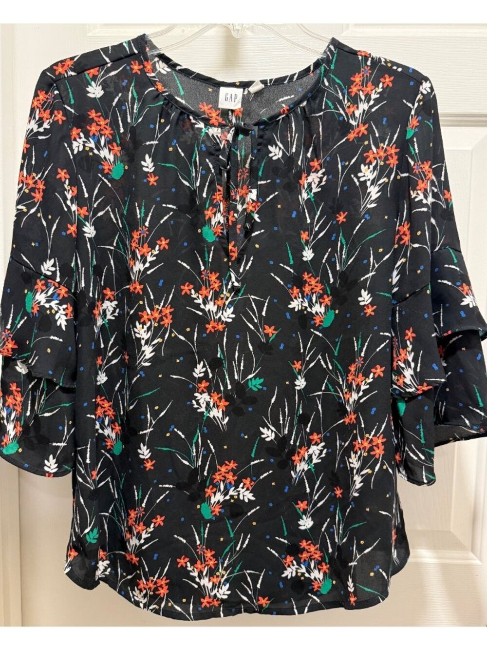 Gap womens M Medium black floral blouse shirt orange EUC ruffle bell 3/4 sleeve